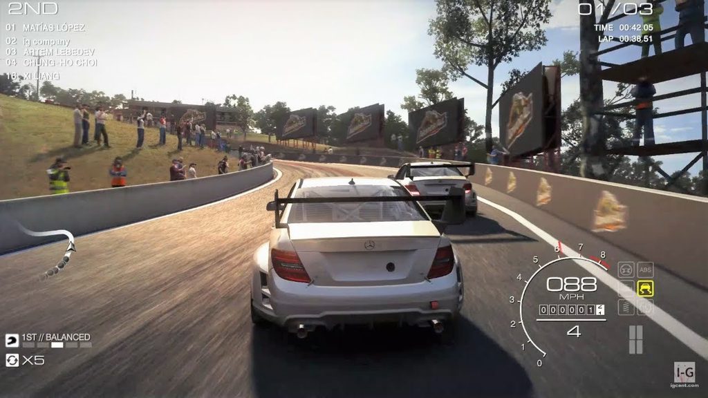 GRID Autosport gameplay